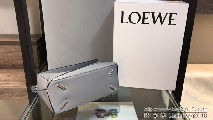 LOEWE羅意威 原單品質 特殊管道貨源 Puzzle手袋 對版顏色拼接 可單肩斜挎  jdl1225